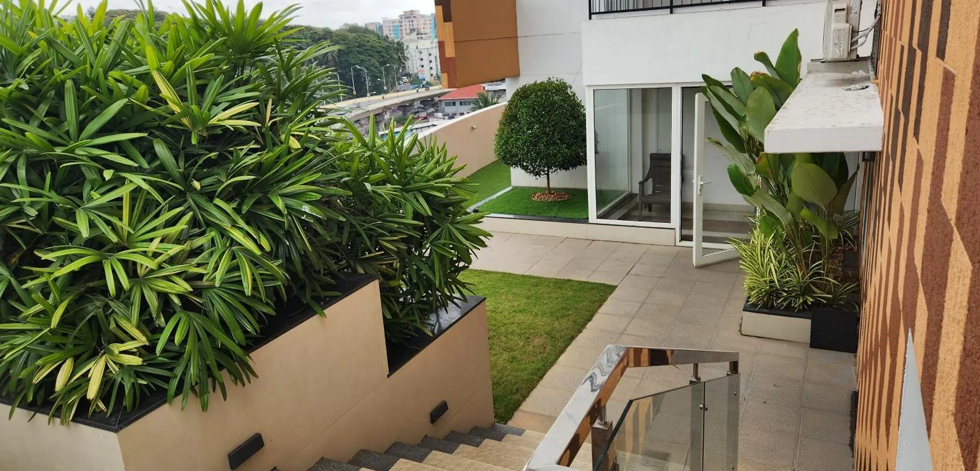 1Bhk Luxury Apartment- Palayam Thiruvananthapuram